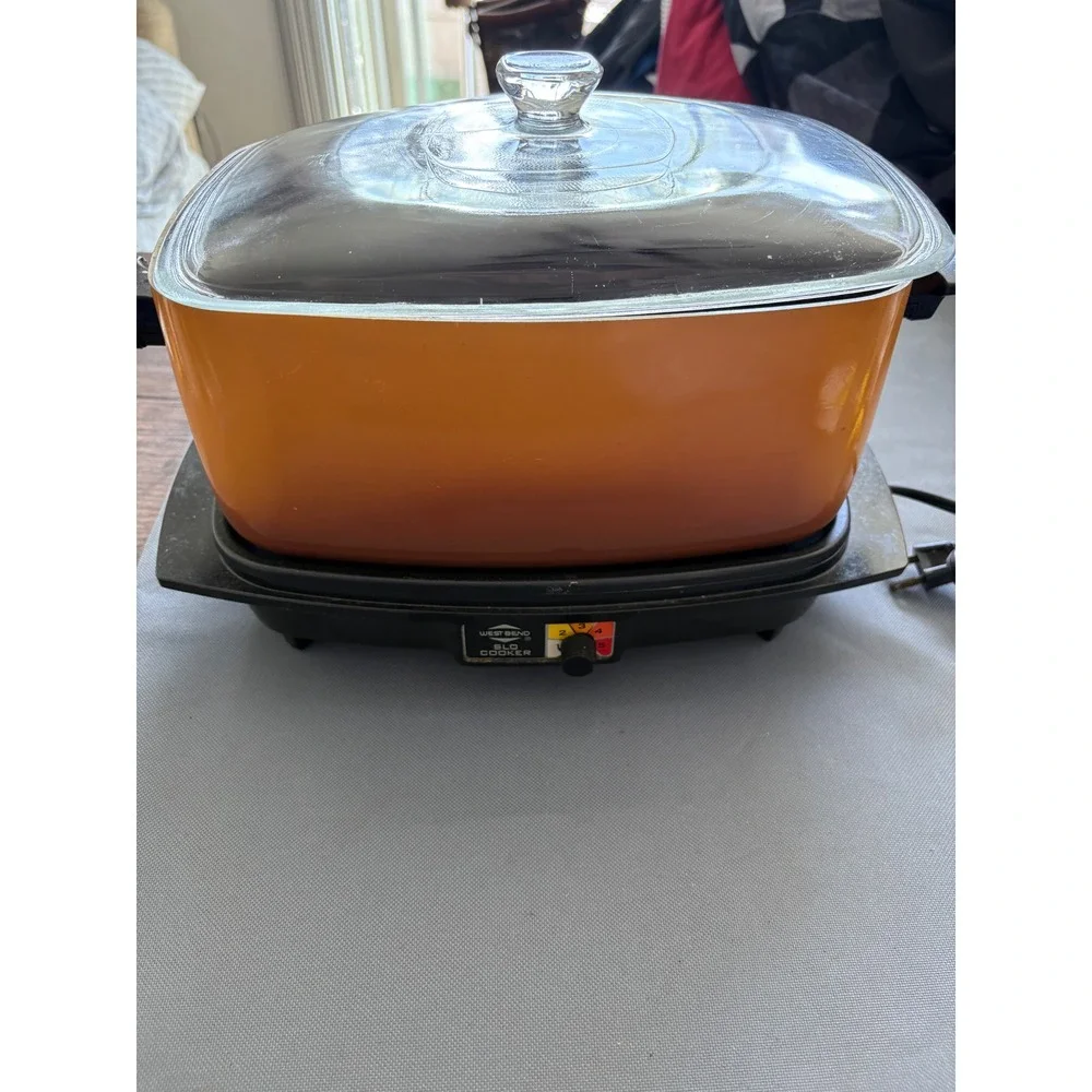Vintage West Bend Slo-Cooker Orange Ombre Electric Slow Cooker with Glass Lid